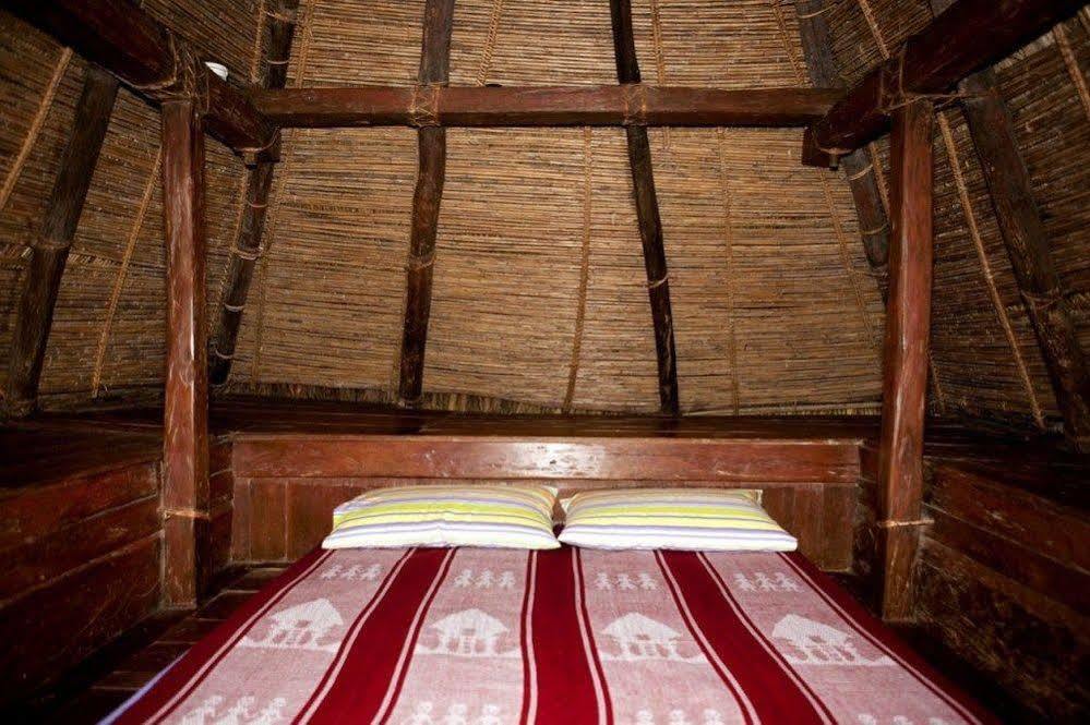 Native Village Inn Банауе Екстер'єр фото
