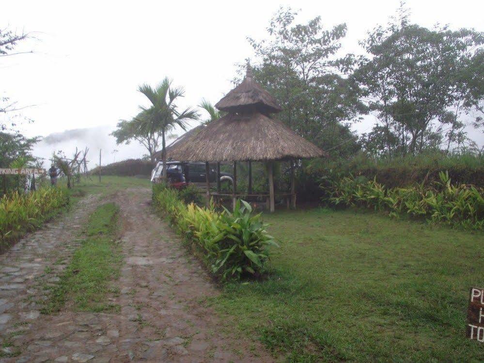 Native Village Inn Банауе Екстер'єр фото